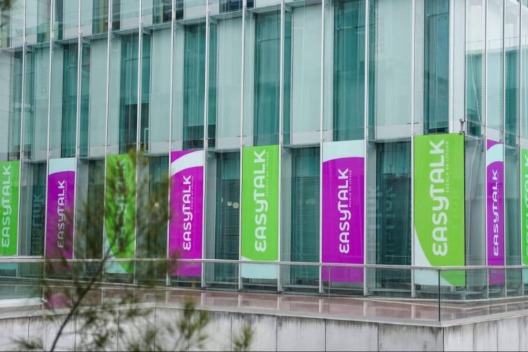 Easy Talk adapta la enseñanza de idiomas a las necesidades reales de empresas y alumnos particulares