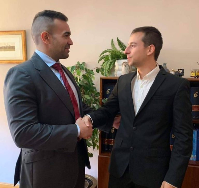 Neton Abogados; el despacho que planta cara a los despidos injustos en toda España