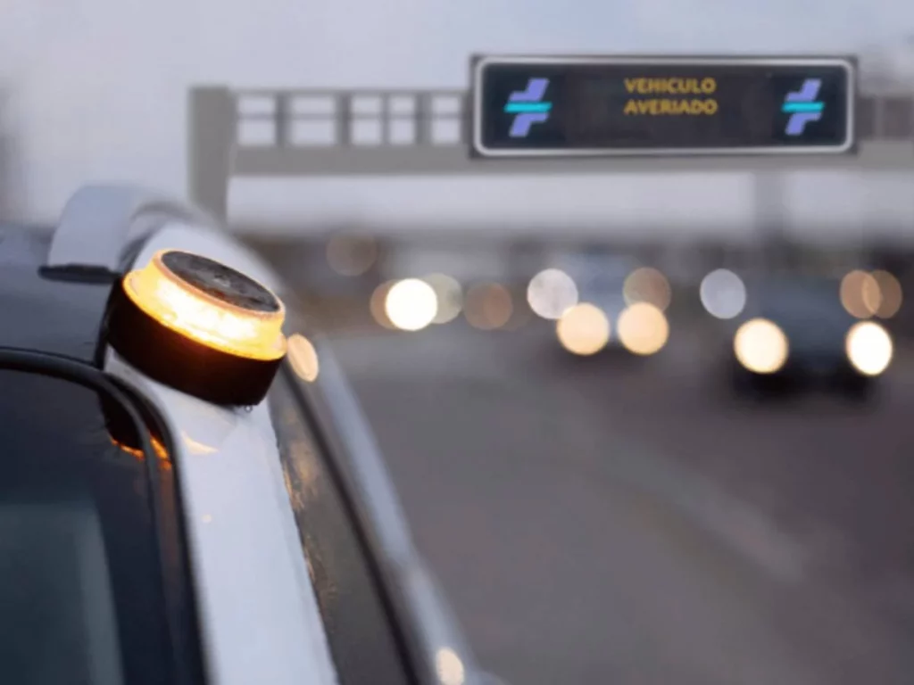 Luz V-16 homologada Aldi