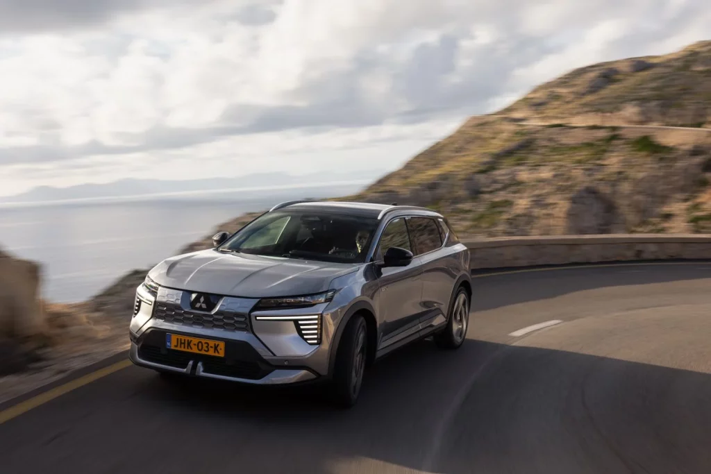 mitsubishi eclipse cross prueba 10 Motor16