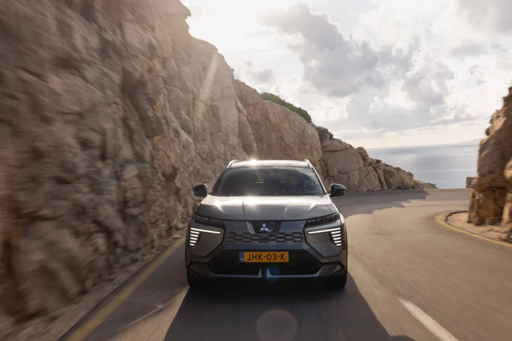 mitsubishi eclipse cross prueba 11 Motor16