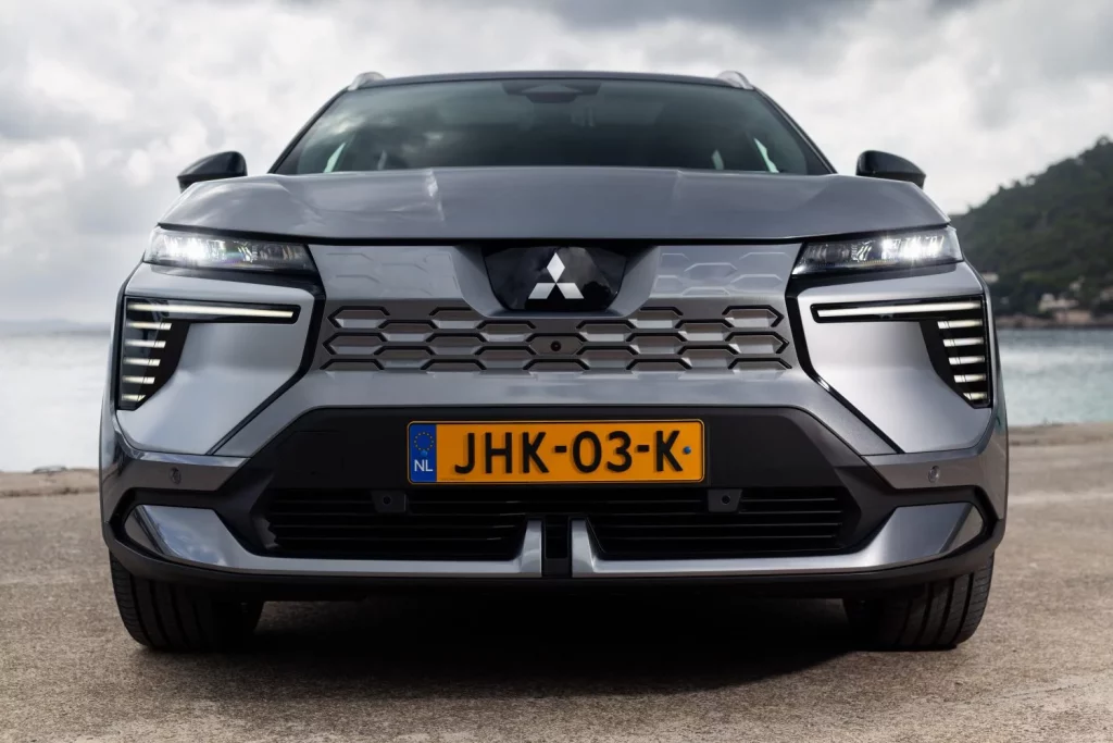 mitsubishi eclipse cross prueba 59 Motor16