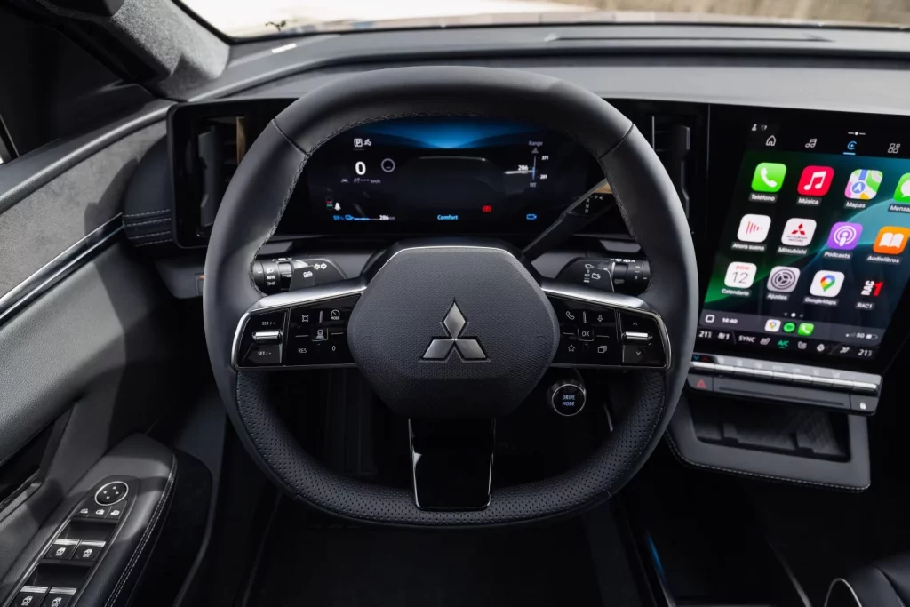 mitsubishi eclipse cross prueba 85 Motor16