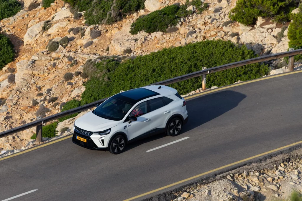 Primera prueba del Mitsubishi Grandis: El “tapado” de los SUV compactos 38 Motor16 mitsubishi grandis 15 Motor16