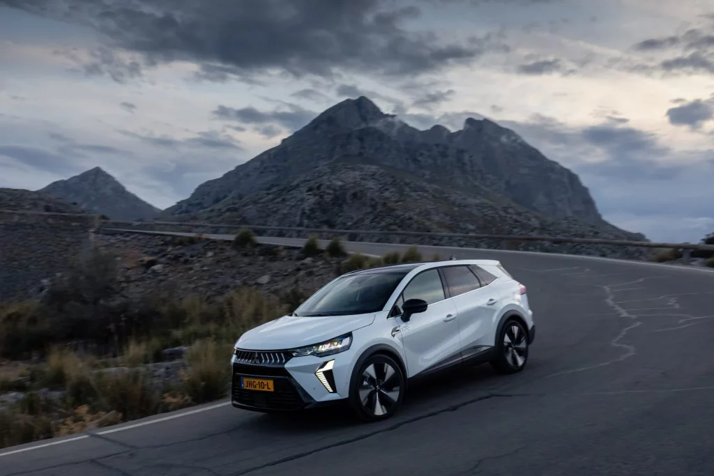 Primera prueba del Mitsubishi Grandis: El “tapado” de los SUV compactos 34 Motor16 mitsubishi grandis 19 Motor16