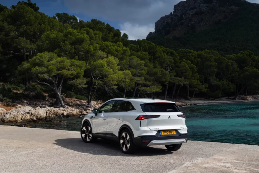 Primera prueba del Mitsubishi Grandis: El “tapado” de los SUV compactos 47 Motor16 Primera prueba del Mitsubishi Grandis: El “tapado” de los SUV compactos