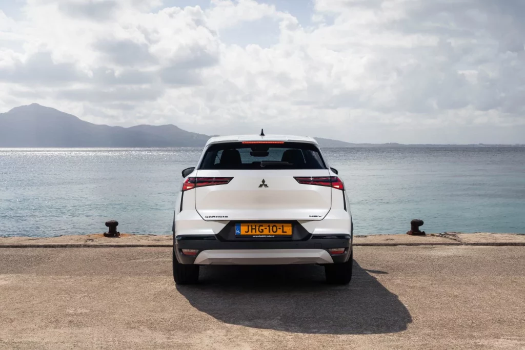 Primera prueba del Mitsubishi Grandis: El “tapado” de los SUV compactos 46 Motor16 Primera prueba del Mitsubishi Grandis: El “tapado” de los SUV compactos