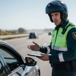 Esto es lo que te puede pasar si la Guardia Civil te pilla circulando con el seguro caducado