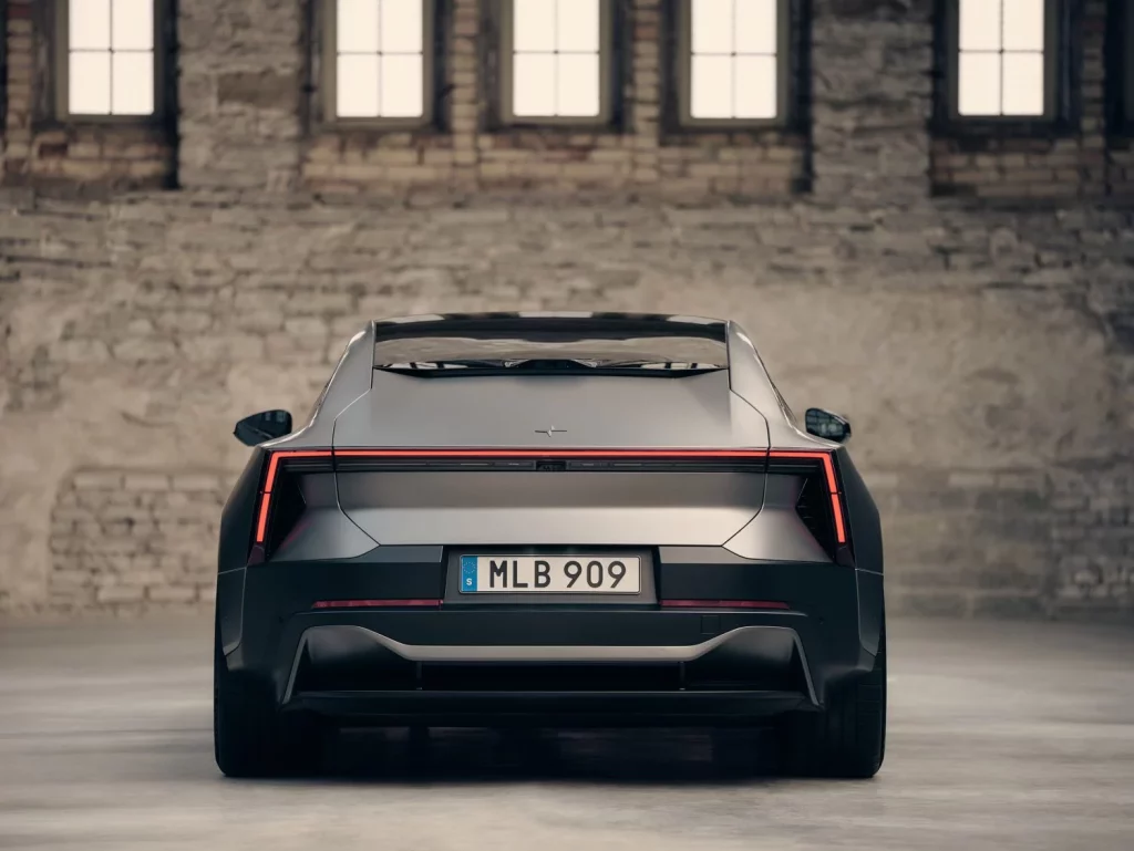Polestar 5: Nuevo vídeo y fotos con estrella de Hollywood incluida 3 Motor16 Polestar 5: Nuevo vídeo y fotos con estrella de Hollywood incluida