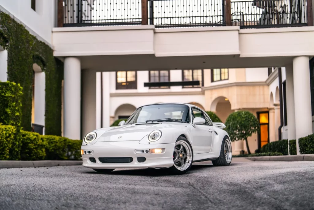 Este Porsche 911 restomod Project Gravette tiene 510 CV y alma de Land Rover 16 Motor16 porsche 911 restomod ecd exterior 10 Motor16