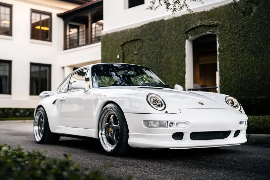 Este Porsche 911 restomod Project Gravette tiene 510 CV y alma de Land Rover 33 Motor16 porsche 911 restomod ecd exterior 21 Motor16