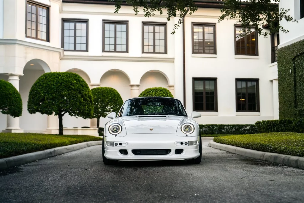 Este Porsche 911 restomod Project Gravette tiene 510 CV y alma de Land Rover 1 Motor16 porsche 911 restomod ecd exterior 23 Motor16