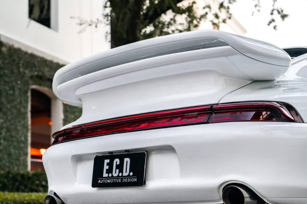 Este Porsche 911 restomod Project Gravette tiene 510 CV y alma de Land Rover 19 Motor16 porsche 911 restomod ecd exterior 7 Motor16
