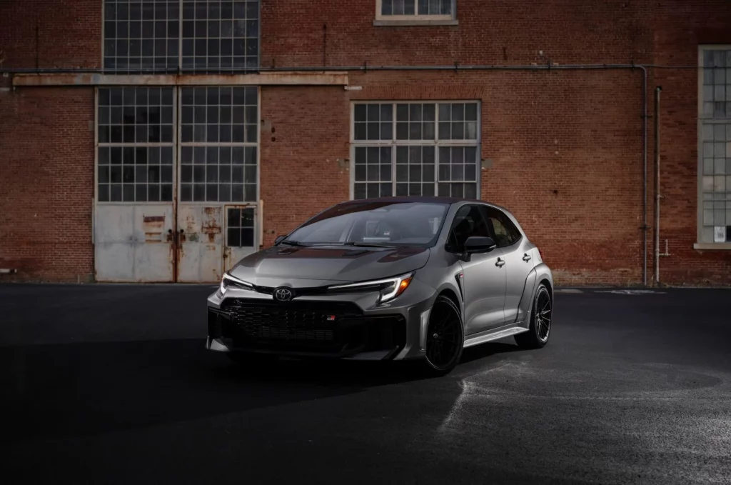 El Toyota GR Corolla 2026 nos pone los dientes largos con sus constantes mejoras