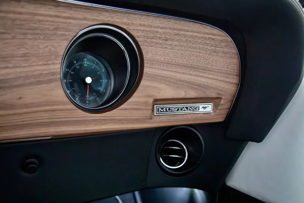 El mejor restomod de un Ford Mustang Boss 429 lo fabrica Revology y lo vende a precio de Ferrari 32 Motor16 1969 revology boss mustang 429 22 Motor16