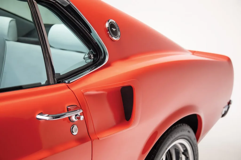 El mejor restomod de un Ford Mustang Boss 429 lo fabrica Revology y lo vende a precio de Ferrari 25 Motor16 1969 revology boss mustang 429 7 Motor16