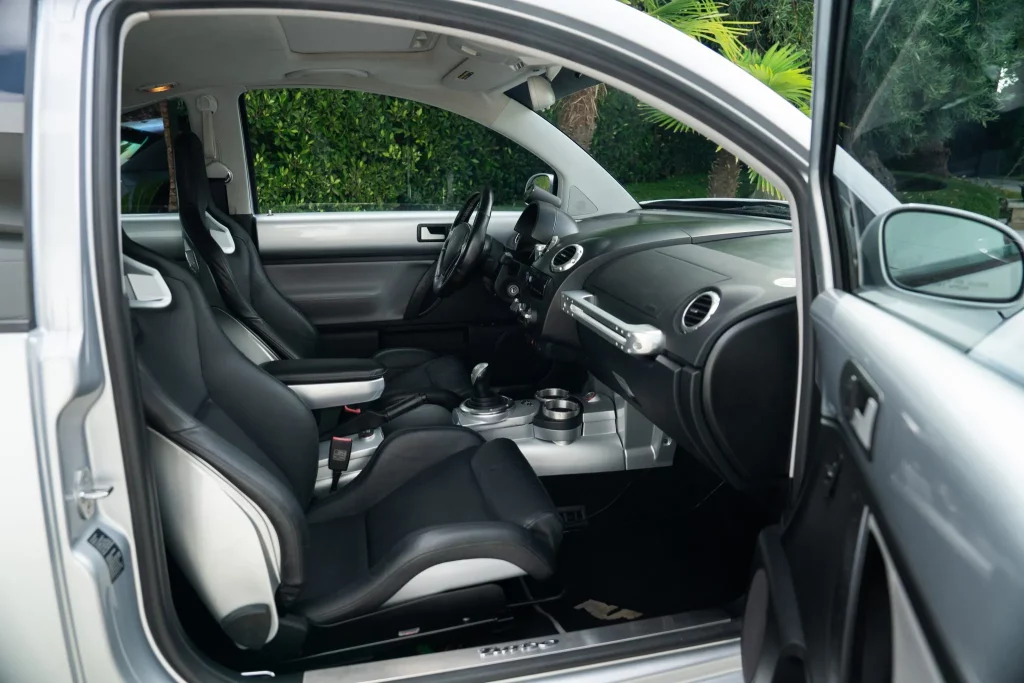 Volkswagen New Beetle Turbo S: El escarabajo que soñaba con ser 911 y RUF lo hizo posible 18 Motor16 2002 RUF Volkswagen Beetle Turbo S 14 Motor16