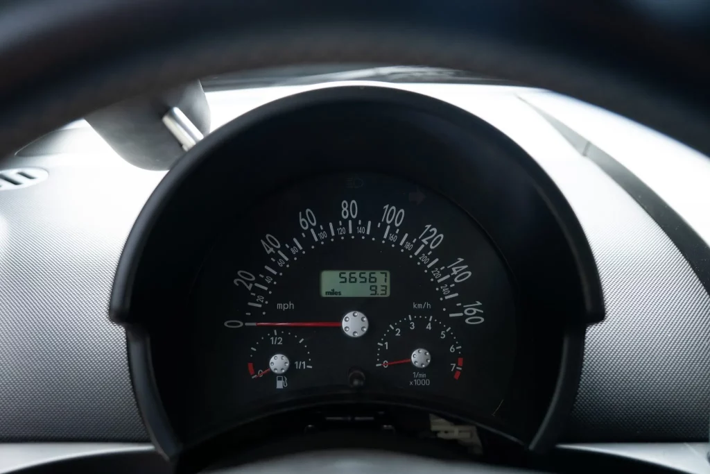 Volkswagen New Beetle Turbo S: El escarabajo que soñaba con ser 911 y RUF lo hizo posible 22 Motor16 2002 RUF Volkswagen Beetle Turbo S 18 Motor16