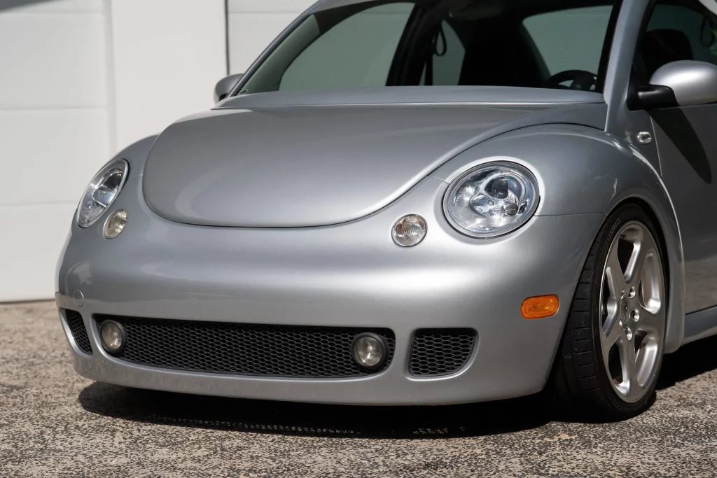 Volkswagen New Beetle Turbo S: El escarabajo que soñaba con ser 911 y RUF lo hizo posible 12 Motor16 2002 RUF Volkswagen Beetle Turbo S 8 Motor16