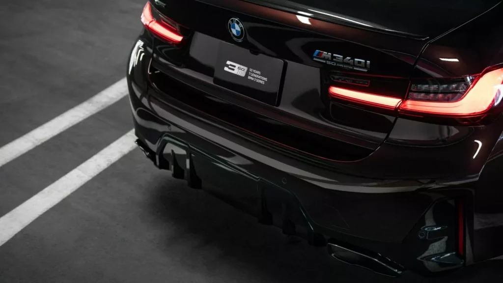 Si quieres uno de estos BMW M340i xDrive que vas a tener que mudar a 6.000 kilómetros 20 Motor16 2025 BMW M340i xDrive 50 Jahre Edition Canada 13 Motor16