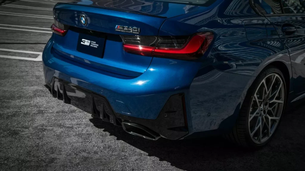 Si quieres uno de estos BMW M340i xDrive que vas a tener que mudar a 6.000 kilómetros 16 Motor16 2025 BMW M340i xDrive 50 Jahre Edition Canada 22 Motor16