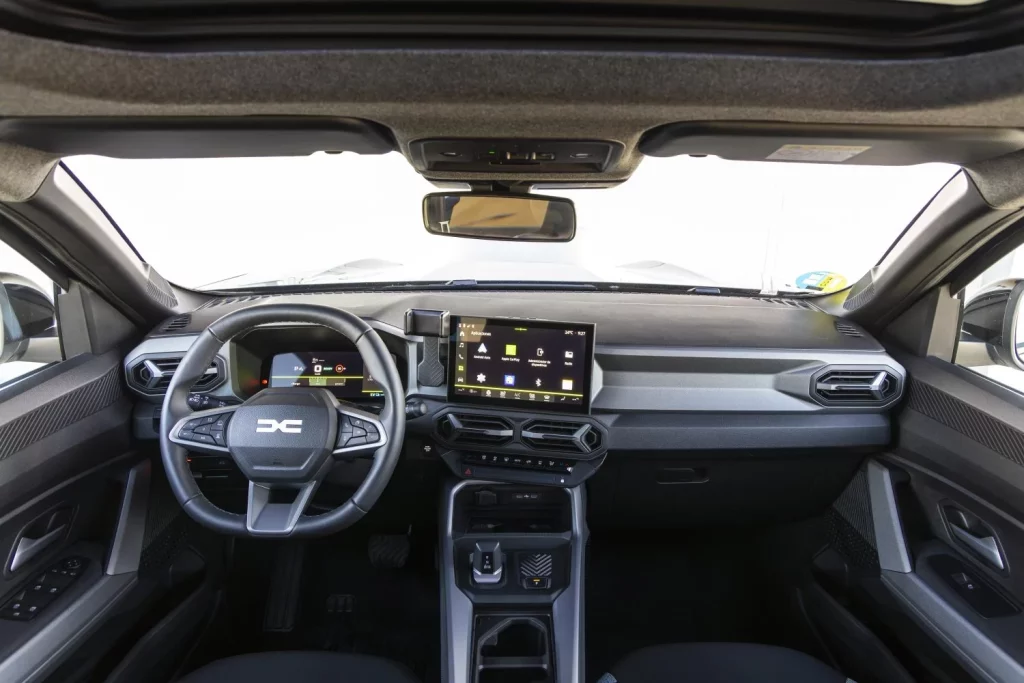 2025 Comparativa Bigster. Foto salpicadero.