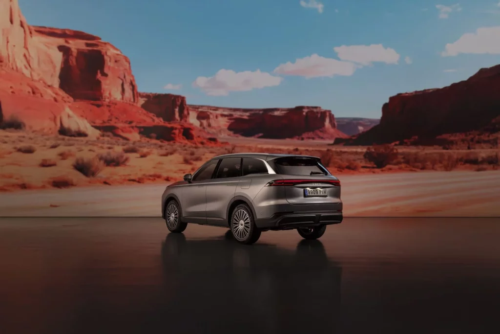 T2X-E: La base del EBRO s900 PHEV 4x4 con la que todo cobra sentido 3 Motor16 2025 EBRO s900 PHEV 4x4. Plataforma. Imagen trasera.