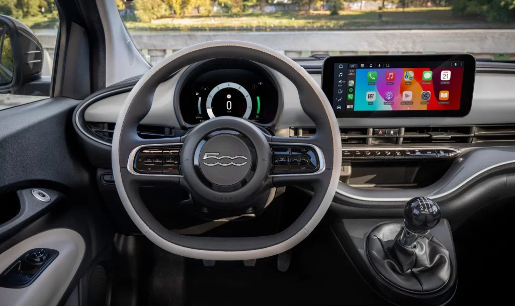 El Fiat 500 Ibrida te hará tomarte la vida sin prisas 26 Motor16 2025 Fiat 500 Hybrid 1 Motor16