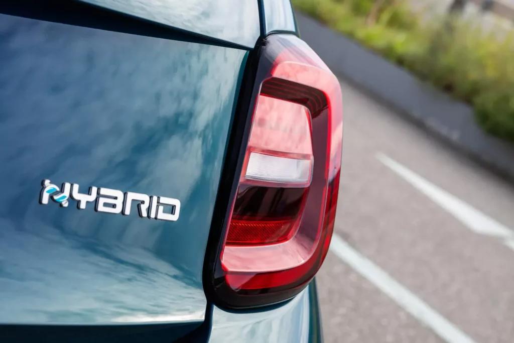 El Fiat 500 Ibrida te hará tomarte la vida sin prisas 21 Motor16 2025 Fiat 500 Ibrida 18 Motor16