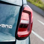Stellantis lanzará 24 híbridos en 2030: el asalto al trono de Toyota y Renault