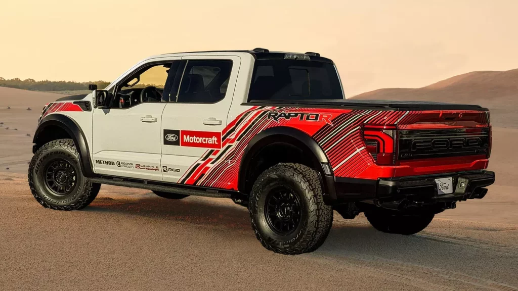 Los 720 CV del F-150 Raptor R no eran suficientes y Ford Performance lo sabía 5 Motor16 2025 Ford F 150 Raptor R SEMA 5 Motor16