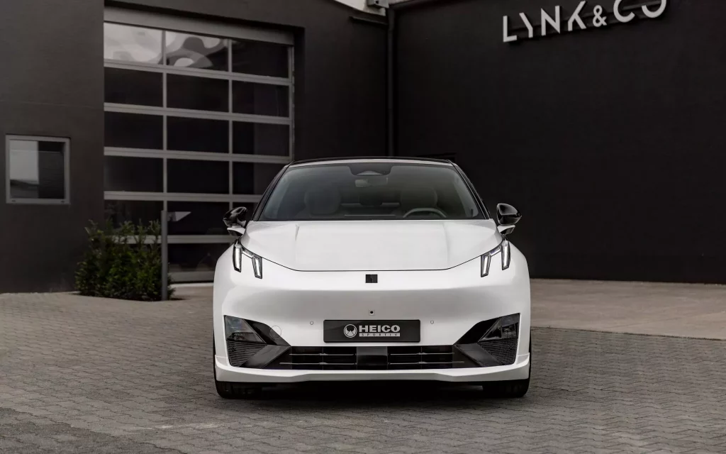 2025 Heico Sportiv Lynk & Co 02. Imagen frontal.