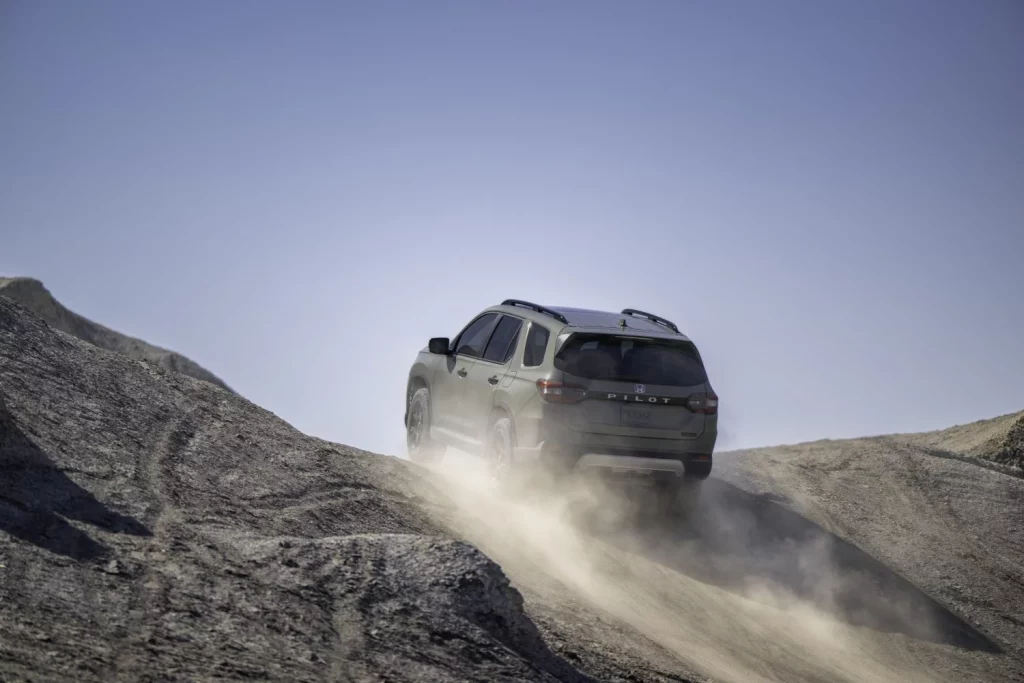 2025 Honda Pilot TrailSport 7 Motor16