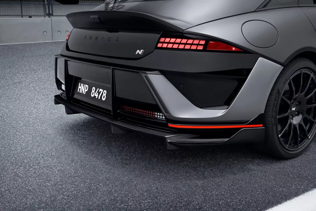 2025 Hyundai IONIQ 6 N. N Performance Parts. Imagen difusor.