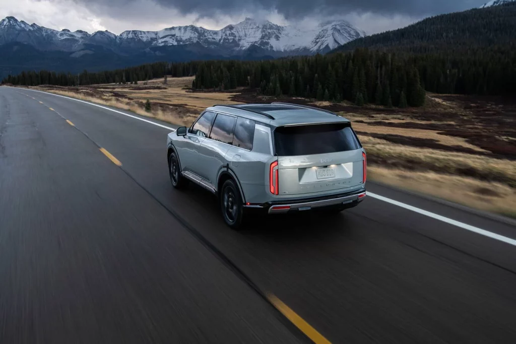 2025 Kia Telluride SXP 11 Motor16