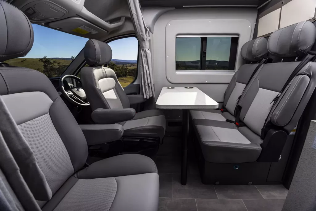 LDV Deliver 9 Camper: la camper china que pone en jaque a las europeas (y por la mitad de precio) 33 Motor16 2025 LDV Deliver 9 Campervan 28 Motor16