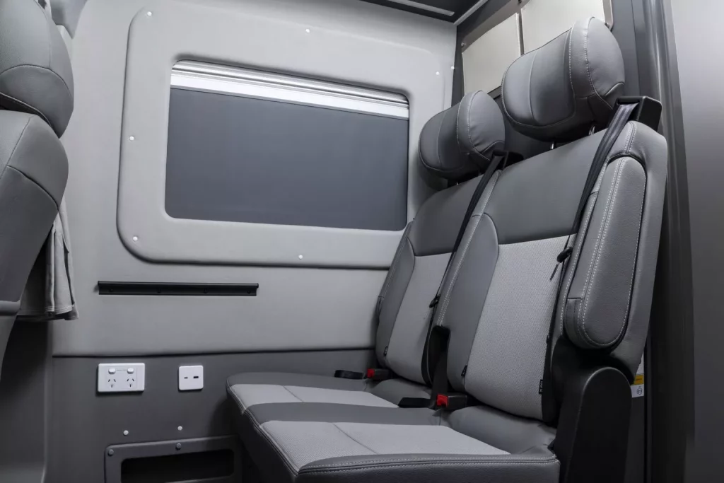 LDV Deliver 9 Camper: la camper china que pone en jaque a las europeas (y por la mitad de precio) 35 Motor16 2025 LDV Deliver 9 Campervan 30 Motor16