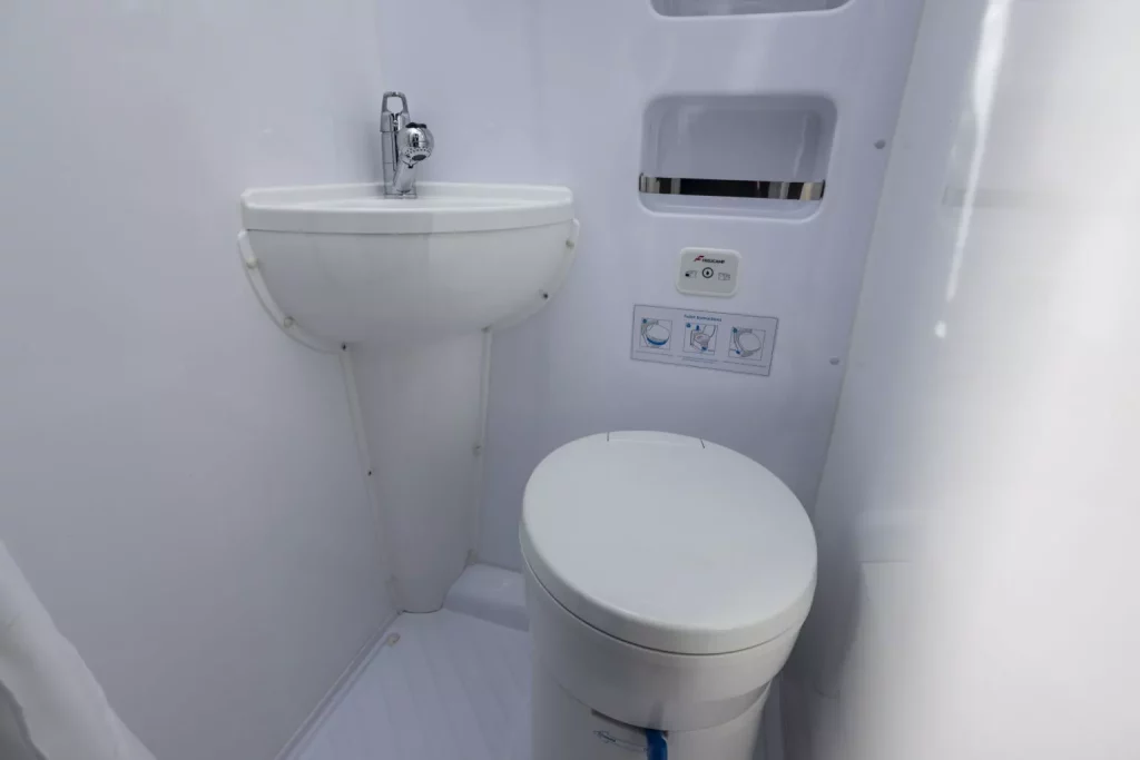 LDV Deliver 9 Camper: la camper china que pone en jaque a las europeas (y por la mitad de precio) 39 Motor16 2025 LDV Deliver 9 Campervan 34 Motor16