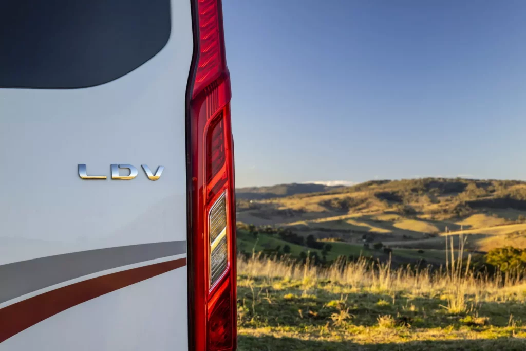 LDV Deliver 9 Camper: la camper china que pone en jaque a las europeas (y por la mitad de precio) 13 Motor16 2025 LDV Deliver 9 Campervan 8 Motor16