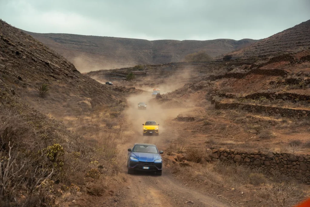 Lanzarote: La isla que elige Lamborghini para disfrutar con su Urus SE de 800 CV 17 Motor16 2025 Lamborghini experiencia lanzarote 37 Motor16