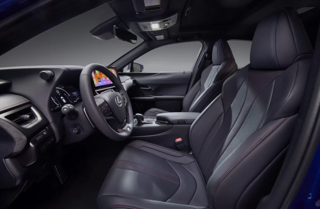 El Lexus UX sigue poniéndose guapo siete años después de su debut oficial 15 Motor16 2025 Lexus UX 300h USA 4 Motor16