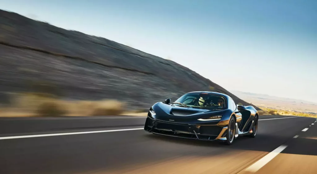 McLaren envía dos 'mulas' de su imponente W1 a tostarse al sol de Arizona 5 Motor16 2025 McLaren W1 Test Arizona 5 Motor16