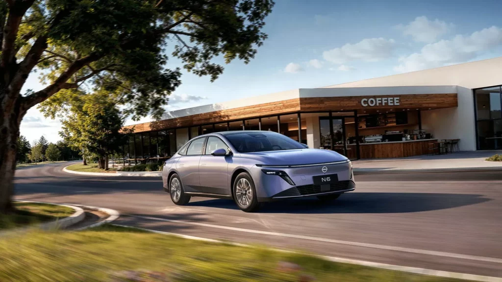 Nissan N6: La berlina '0 emisiones' que se vende en China a mitad de precio de un Juke 13 Motor16 2025 Nissan N6 PHEV 10 Motor16