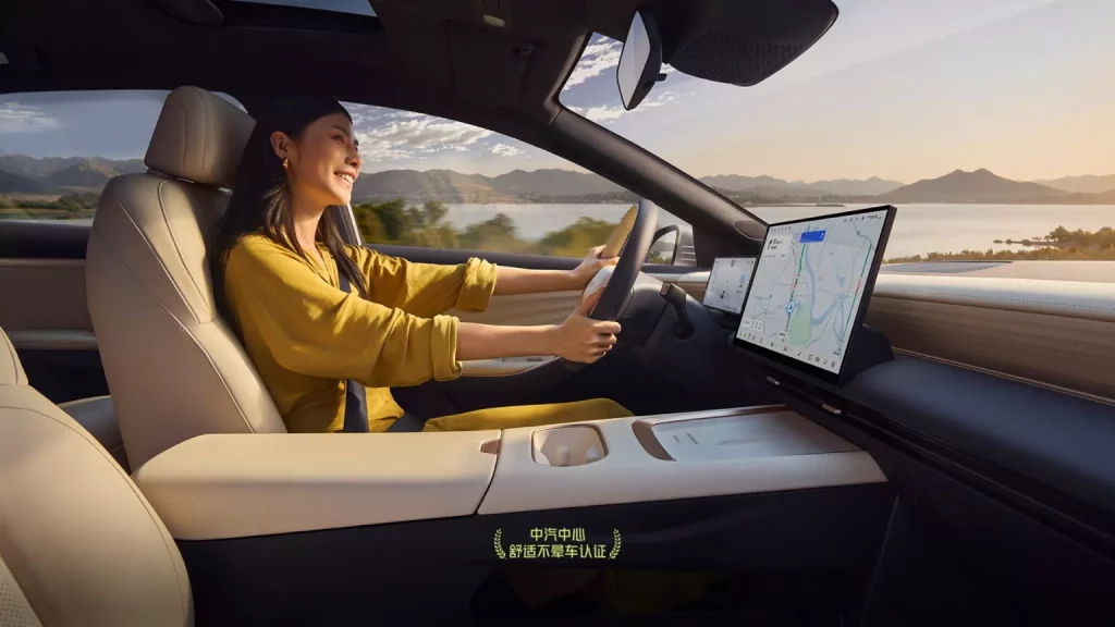 Nissan N6: La berlina '0 emisiones' que se vende en China a mitad de precio de un Juke 24 Motor16 2025 Nissan N6 PHEV 20 Motor16