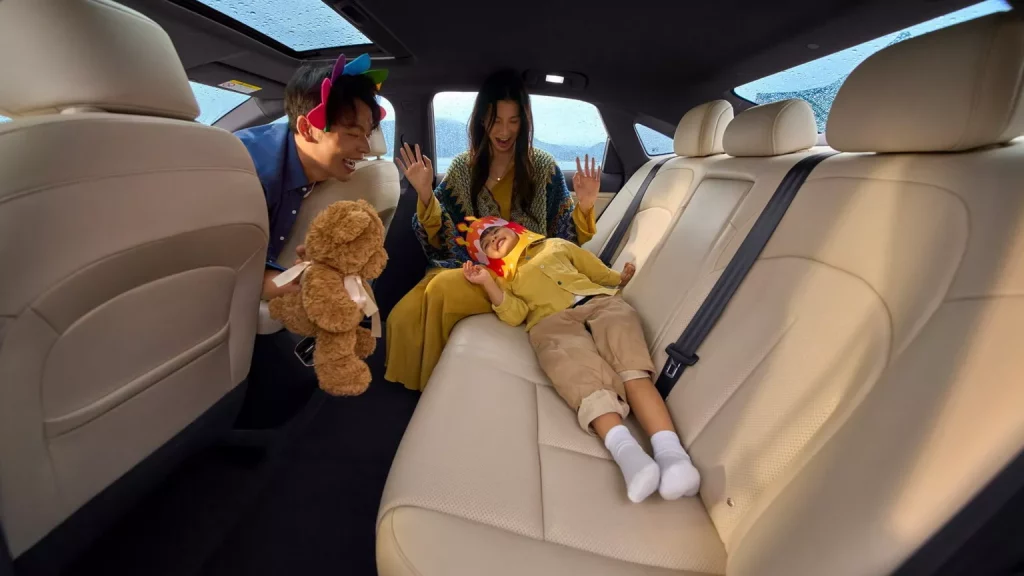 Nissan N6: La berlina '0 emisiones' que se vende en China a mitad de precio de un Juke 29 Motor16 2025 Nissan N6 PHEV 25 Motor16