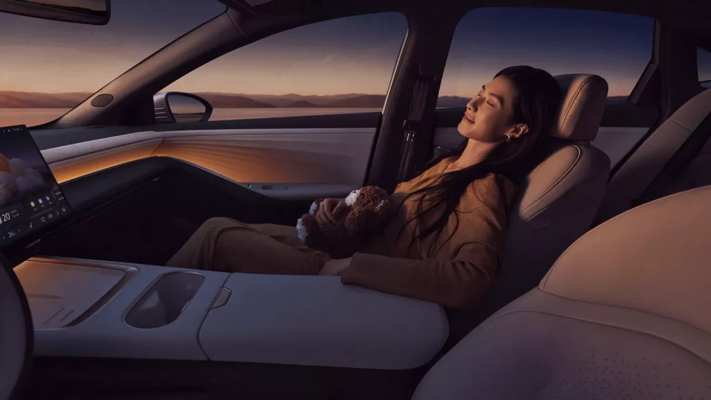 Nissan N6: La berlina '0 emisiones' que se vende en China a mitad de precio de un Juke 34 Motor16 2025 Nissan N6 PHEV 30 Motor16