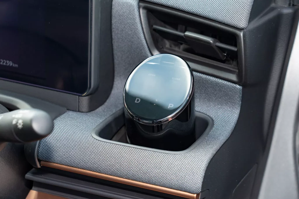 2025 Nissan Sakura Ao Solar Extender 10 Motor16