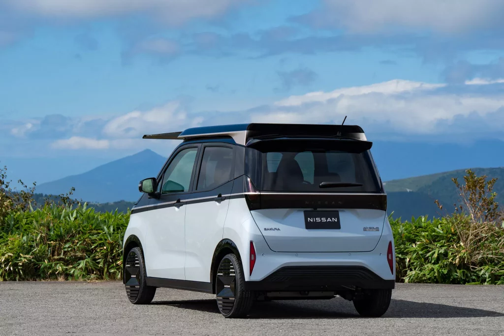 2025 Nissan Sakura Ao Solar Extender 3 Motor16