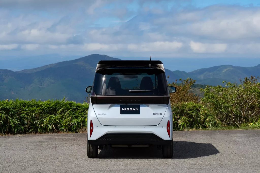 2025 Nissan Sakura Ao Solar Extender 5 Motor16