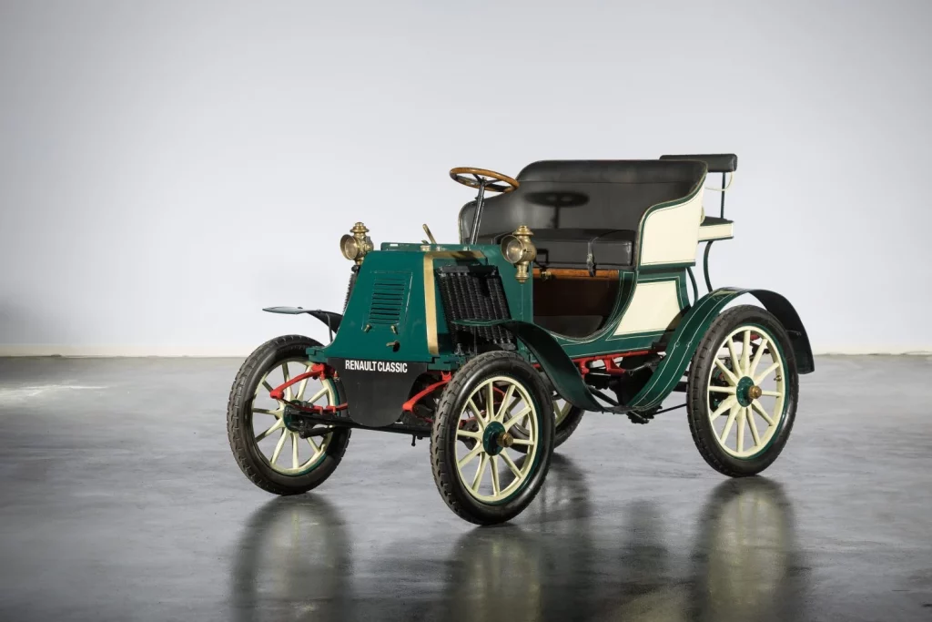 Renault y Artcurial organizan la subasta del año para que tengas un pedazo de la historia de la marca 30 Motor16 2025 Renault Artcurial subasta 23 Motor16